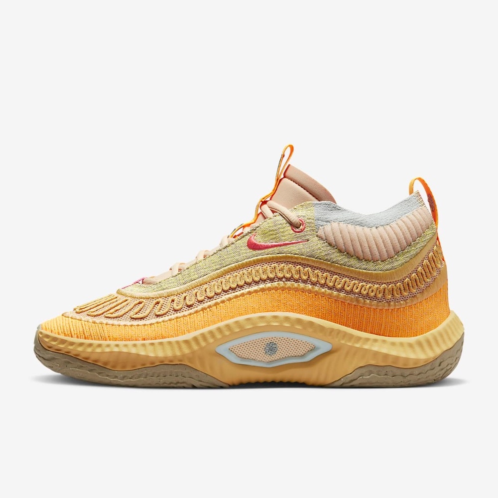 Nike cosmic unity 3
